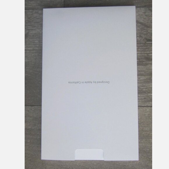 EMPTY BOX ONLY Pink iPad (A16) 128 GB A3354 Wifi 2025 - Picture 3 of 8